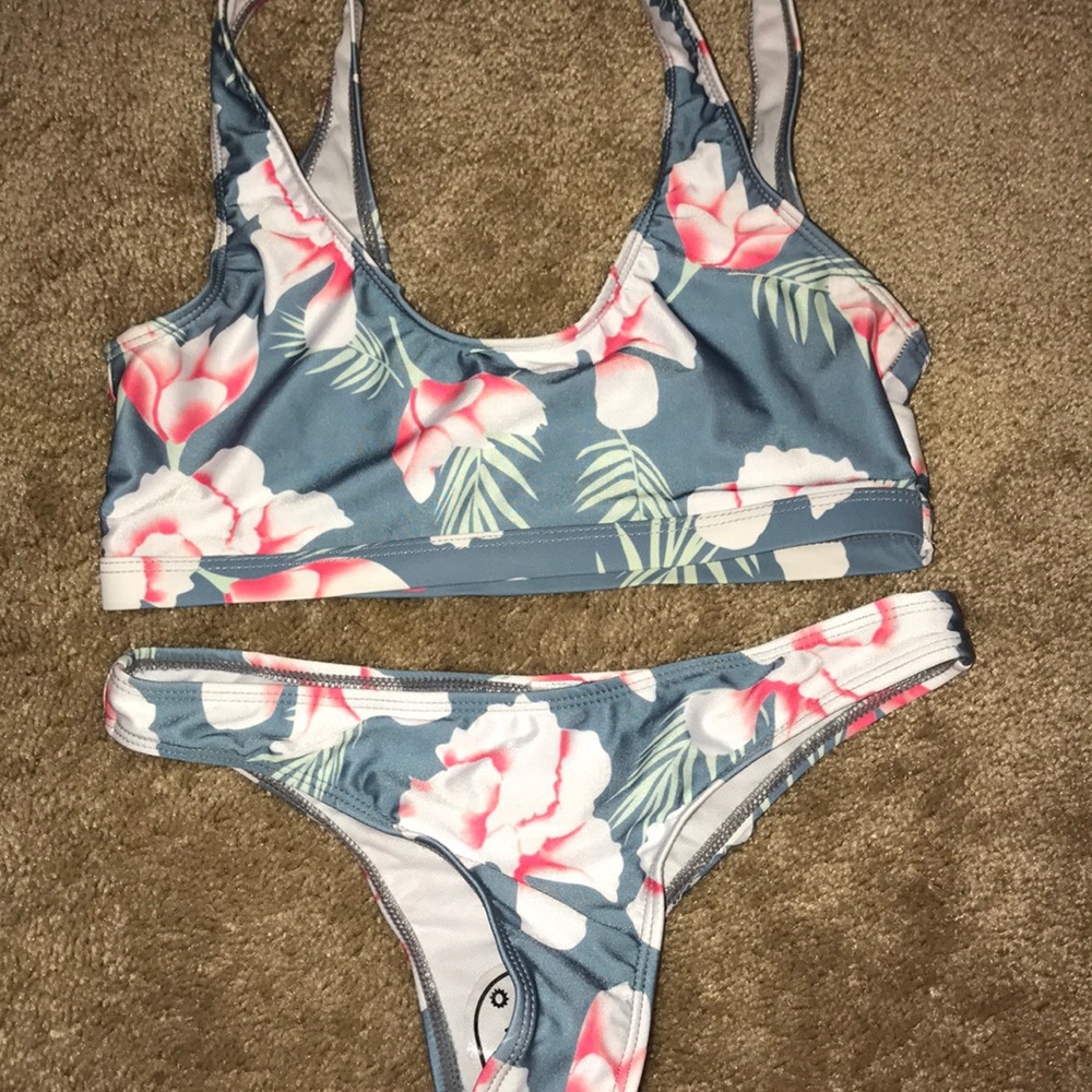 FLORAL BIKINI SET